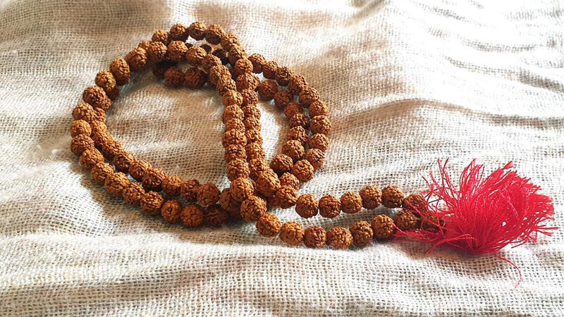 10 Health Benefits Of Wearing Rudraksha Beads - Rudraksha-Therapy