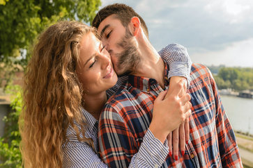 Kissing Health Benefits & Facts That You May Not Know