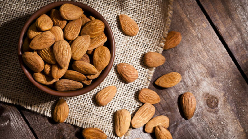 Top 10 Benefits Of Almonds That Will Surprise You